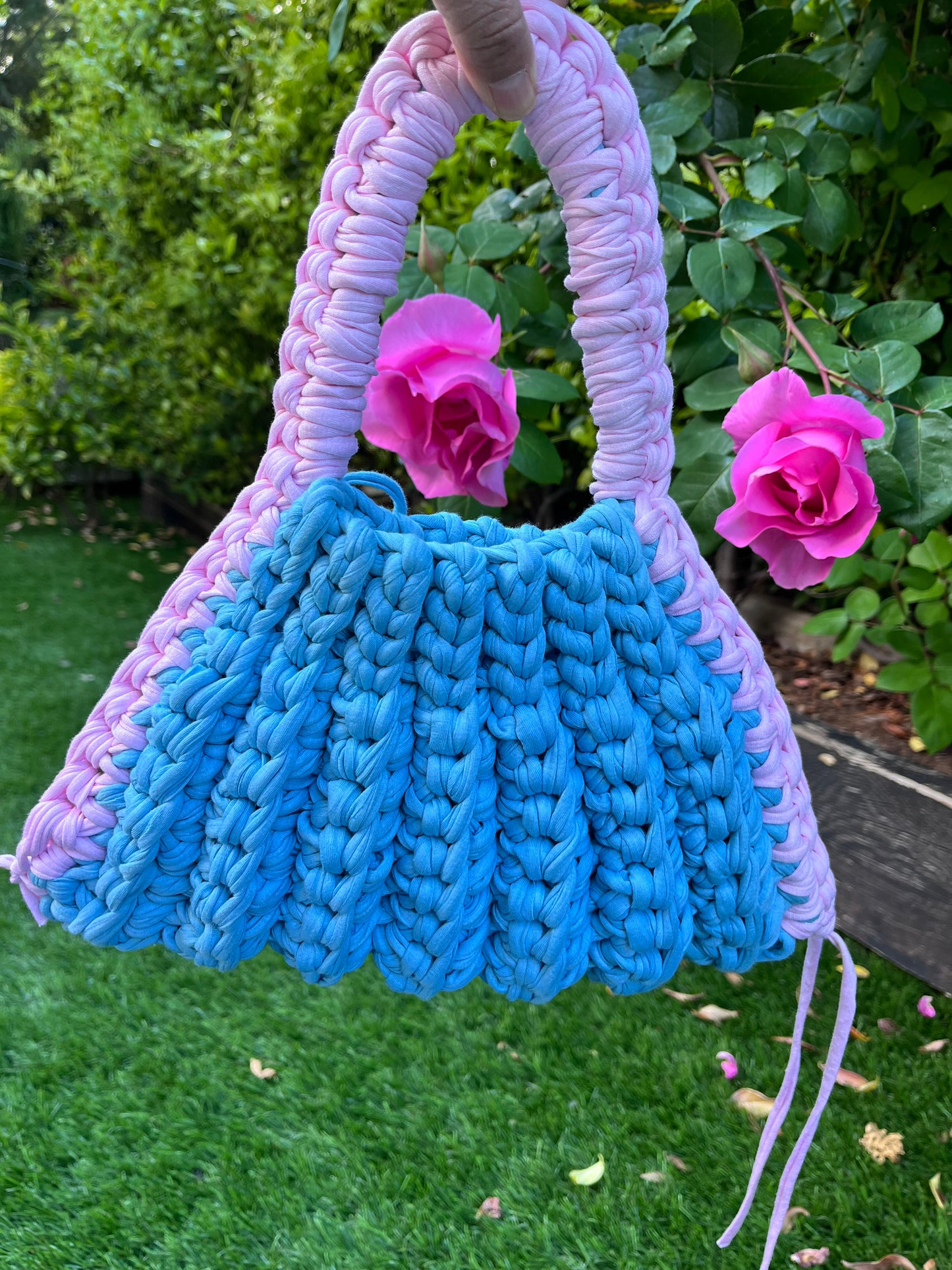 Bolso de mano a crochet / mini bolso a crochet boda / comunión / graduación/Bolso original